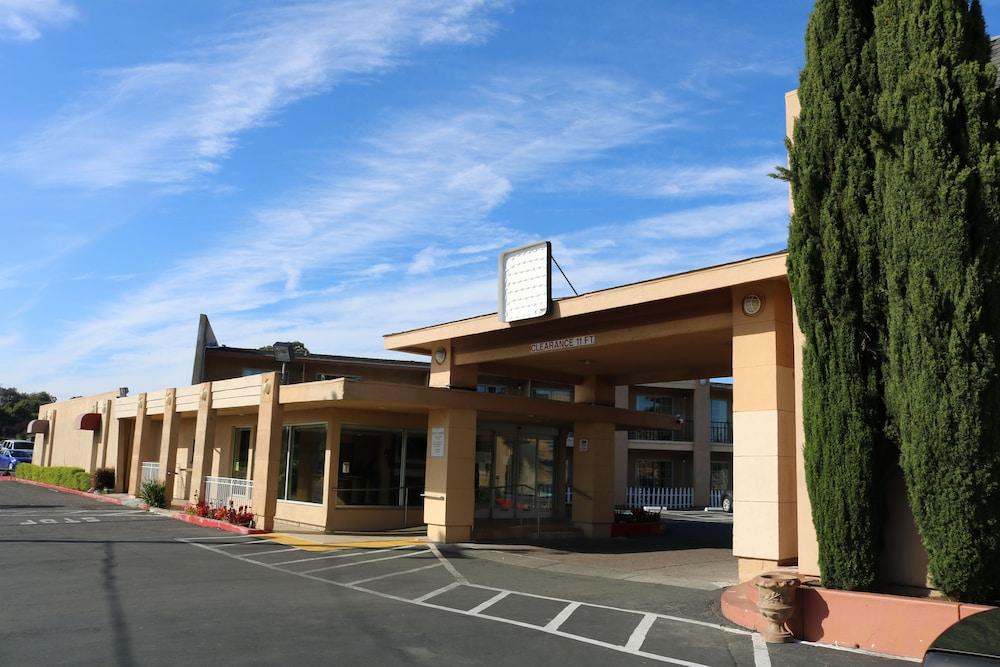 Motel 6 Vallejo, Ca - Napa Valley Eksteriør bilde